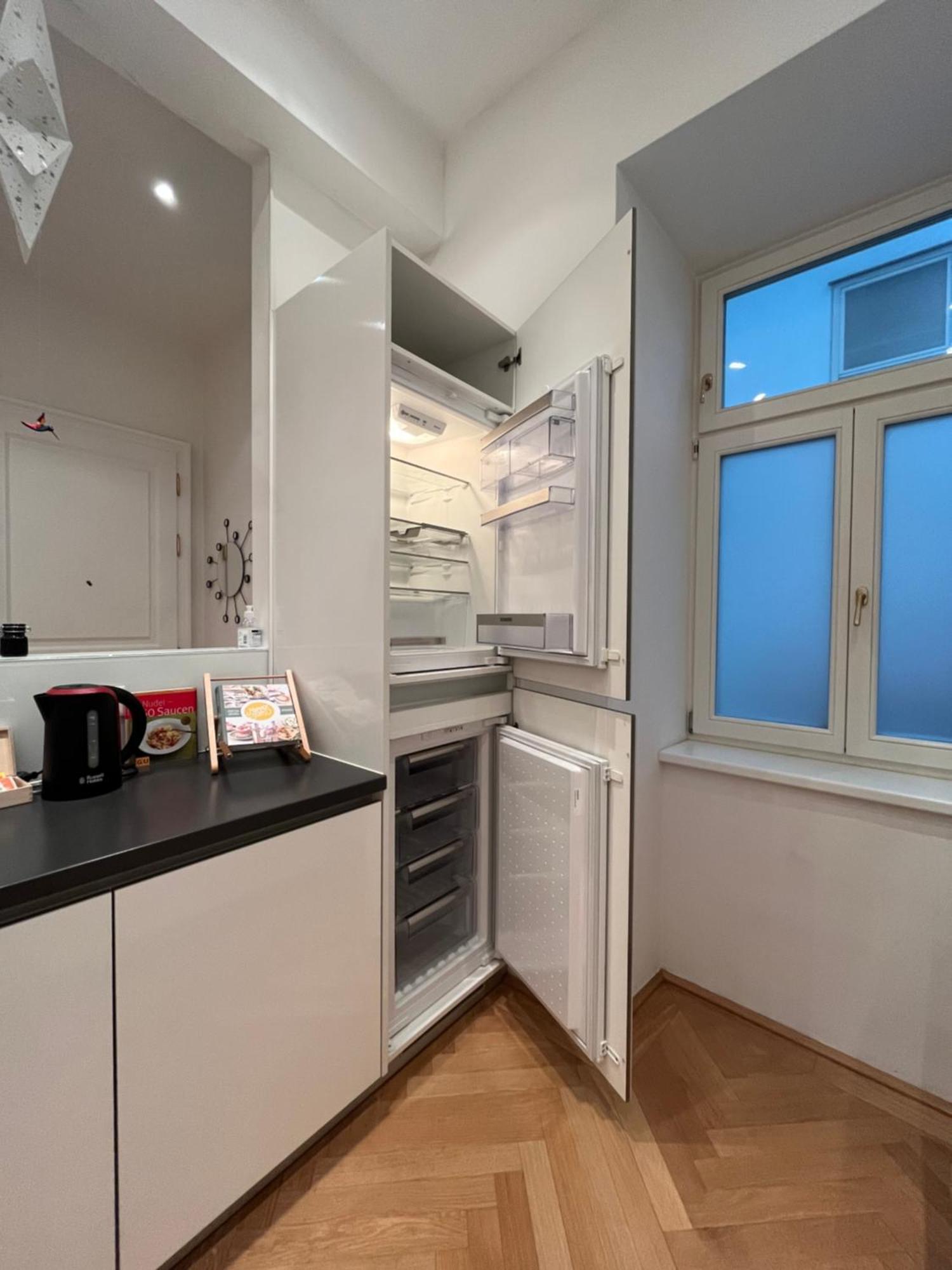 Quiet Apartment Next To Belvedere & Central Station Viena Exterior foto